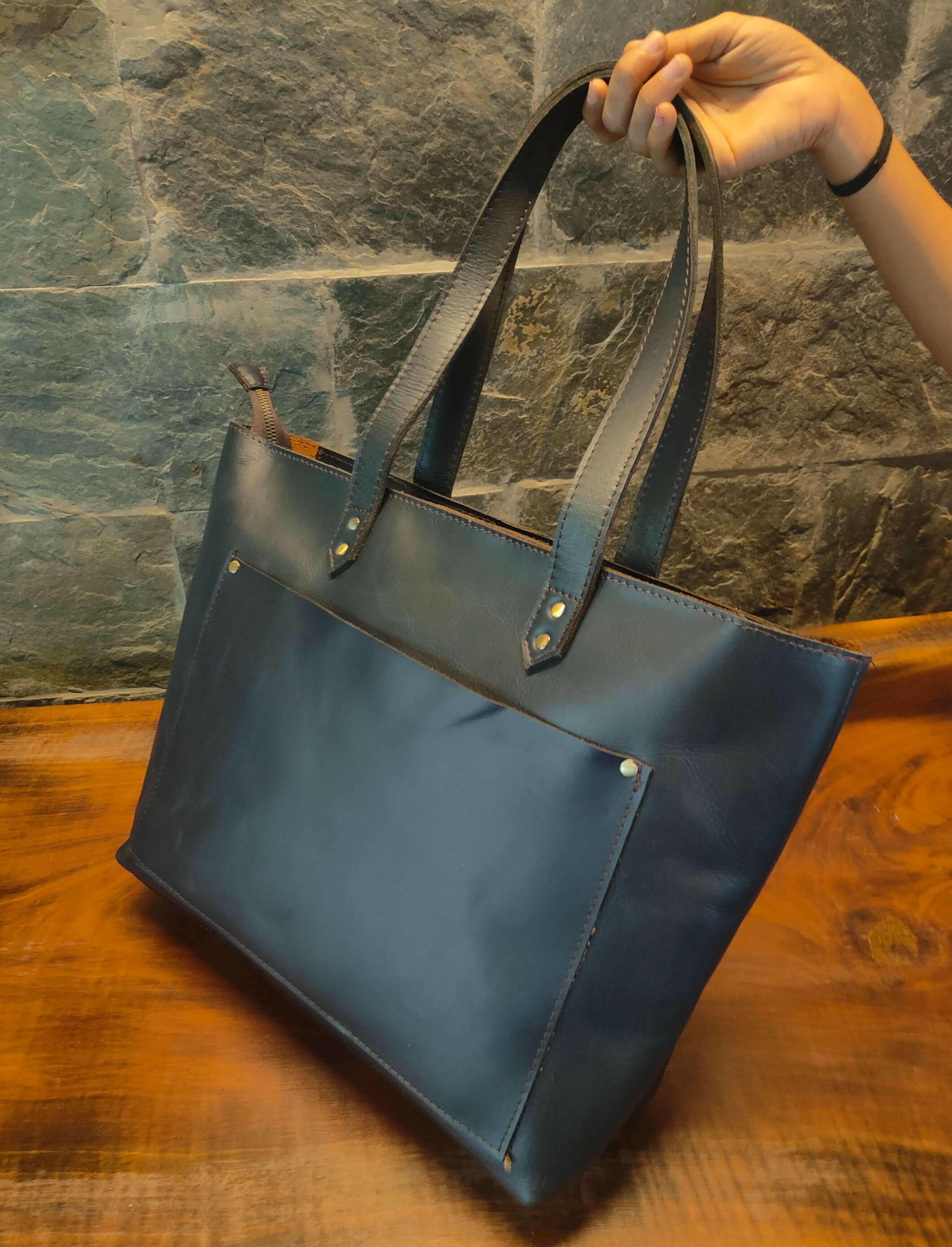 Genuine Leather Tote Bag with Zipper for Women .