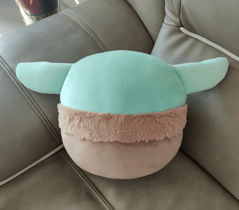 Disney Mandalorian Baby Yoda Stuffed Plush Toy.