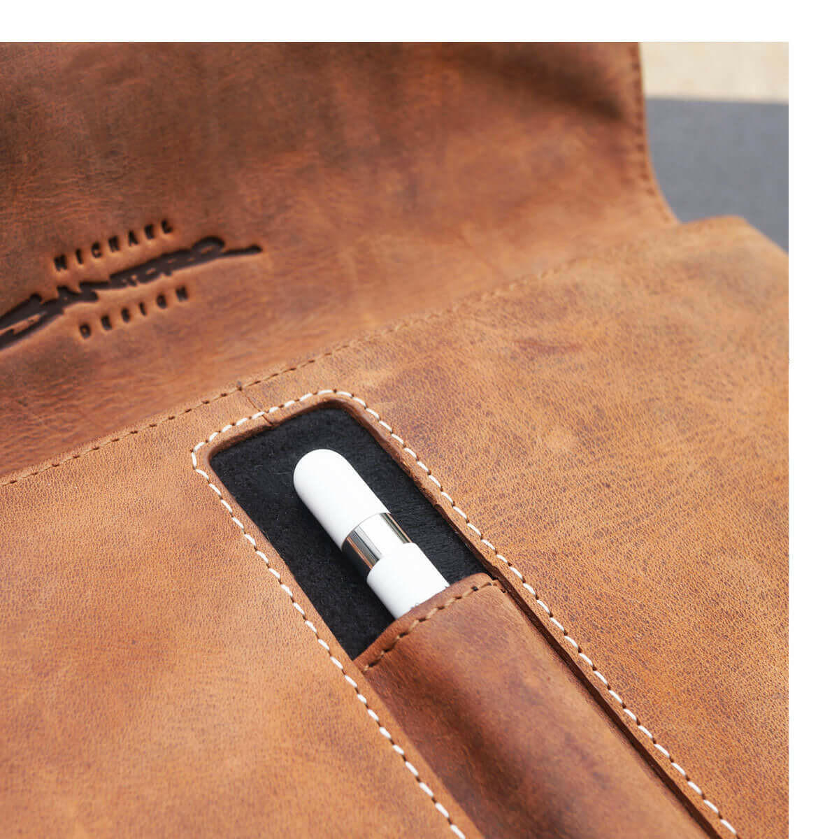 MacCase Premium Leather Crossbody Tablet Bag.