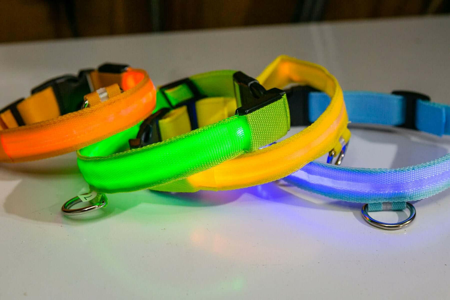 USB RECHARGEABLE LED PET DOG COLLAR.