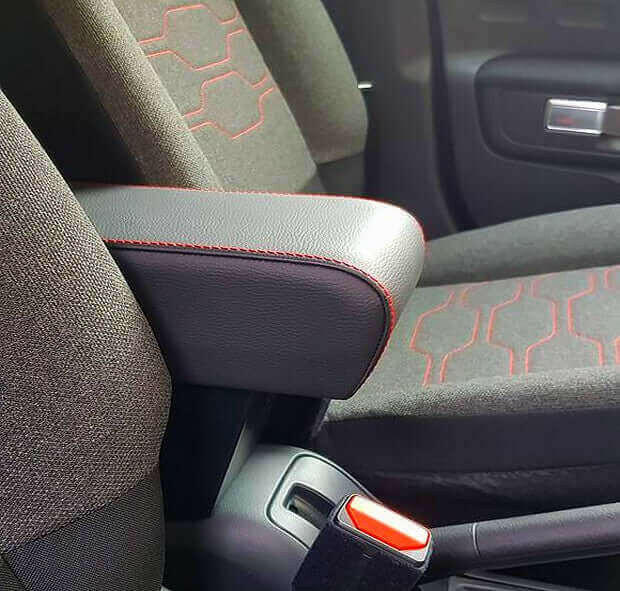 Armrest with storage for Citroen C3 (from 2017).