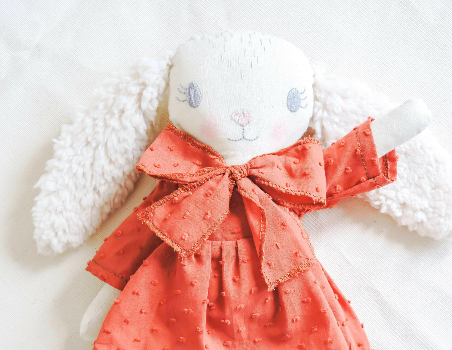 Bunny plush whit adress copper.