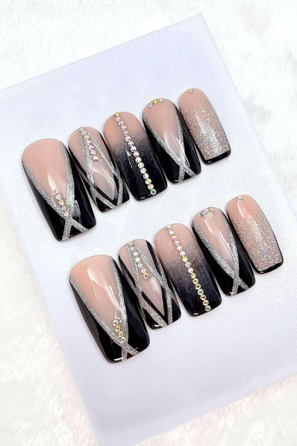 “Black Glam” Press On Nails Set.