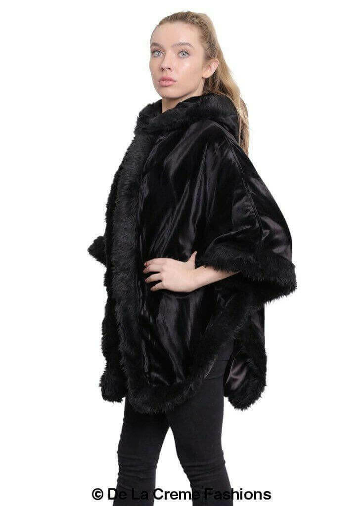 De La Creme - Women's Tribal Print Fur Lined Hooded Cape.