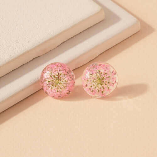 Floral Resin Stud Earrings.