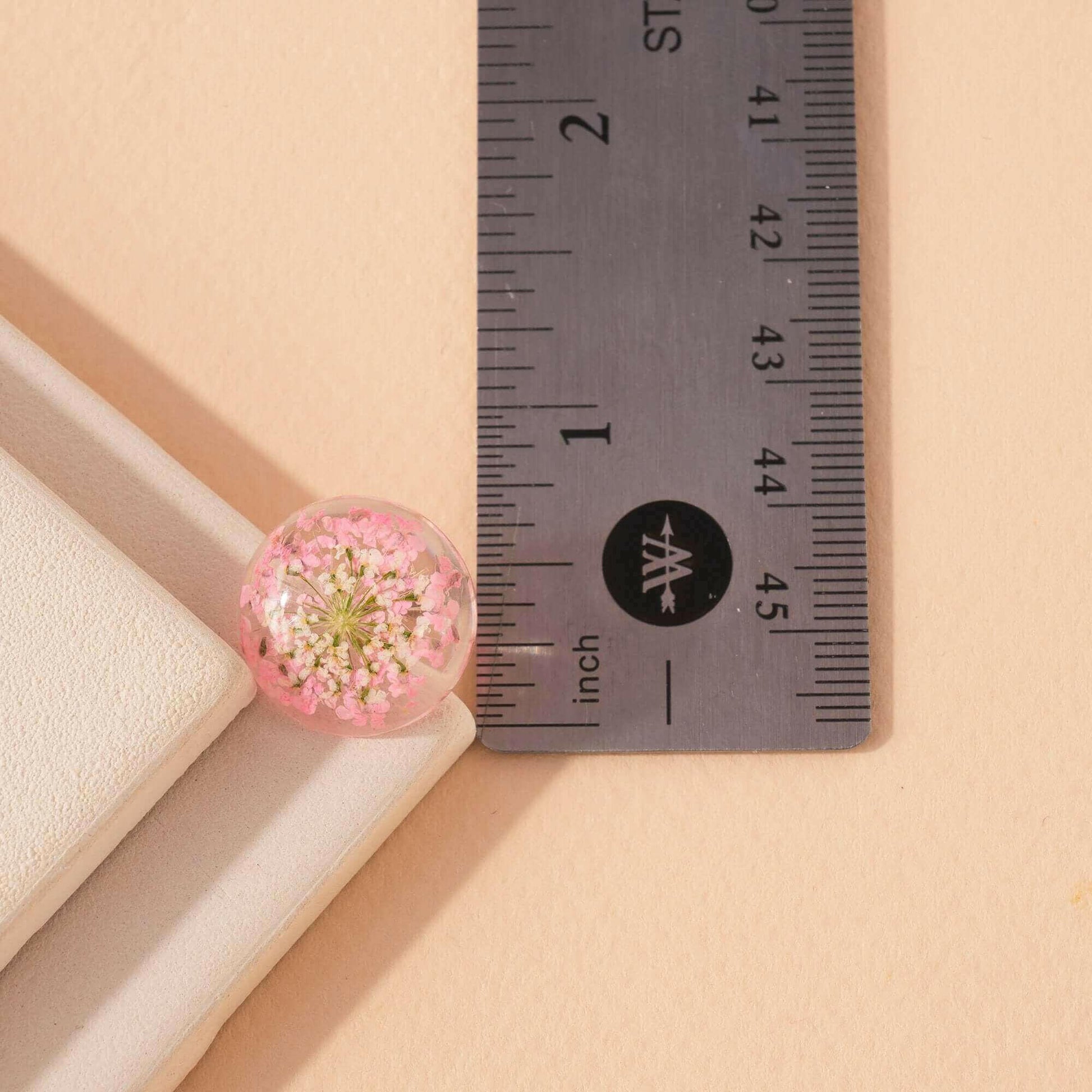 Floral Resin Stud Earrings.