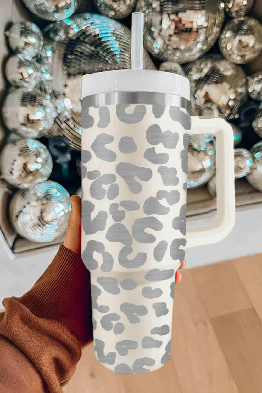 White Leopard Print 40OZ Stainless Steel Portable Cup with Handle.