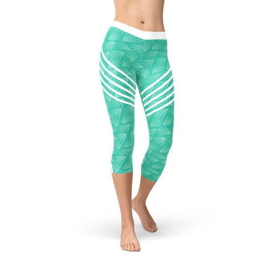 Turquoise Sports Capri Leggings.