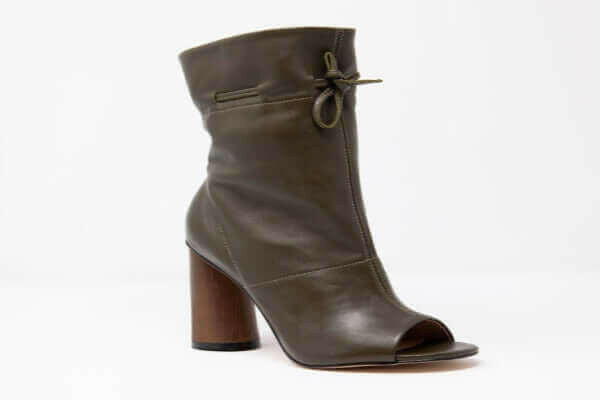 Shaz Self-Tie Leather Boots.