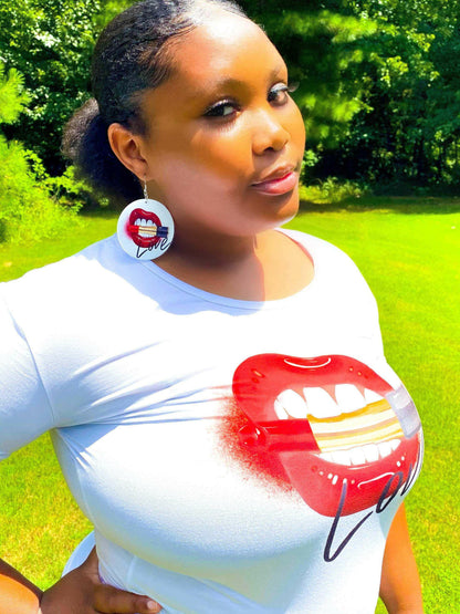 Apparel - Love, Muahhhh Hoops T-Shirt.