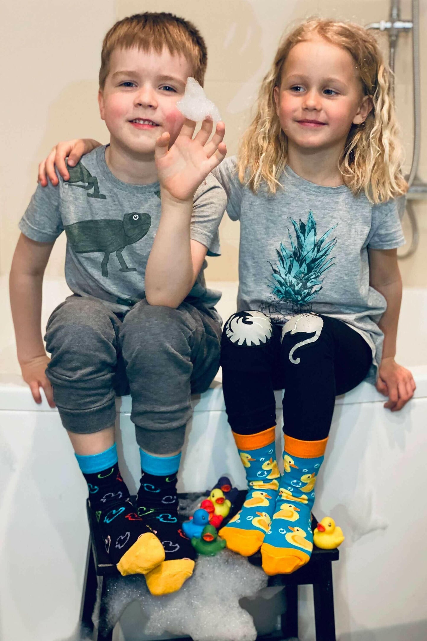 PARDIRALLI black cotton socks for children.