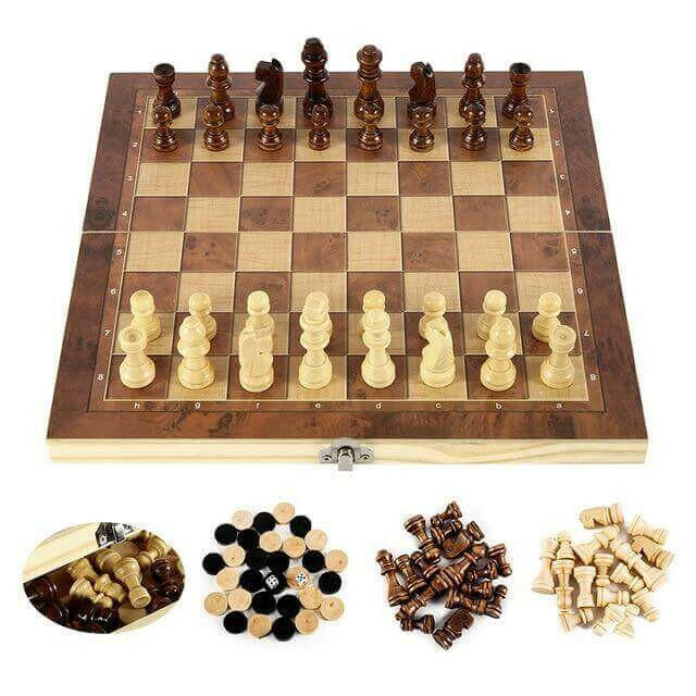 Foldable Wooden Chess Set Board Game.