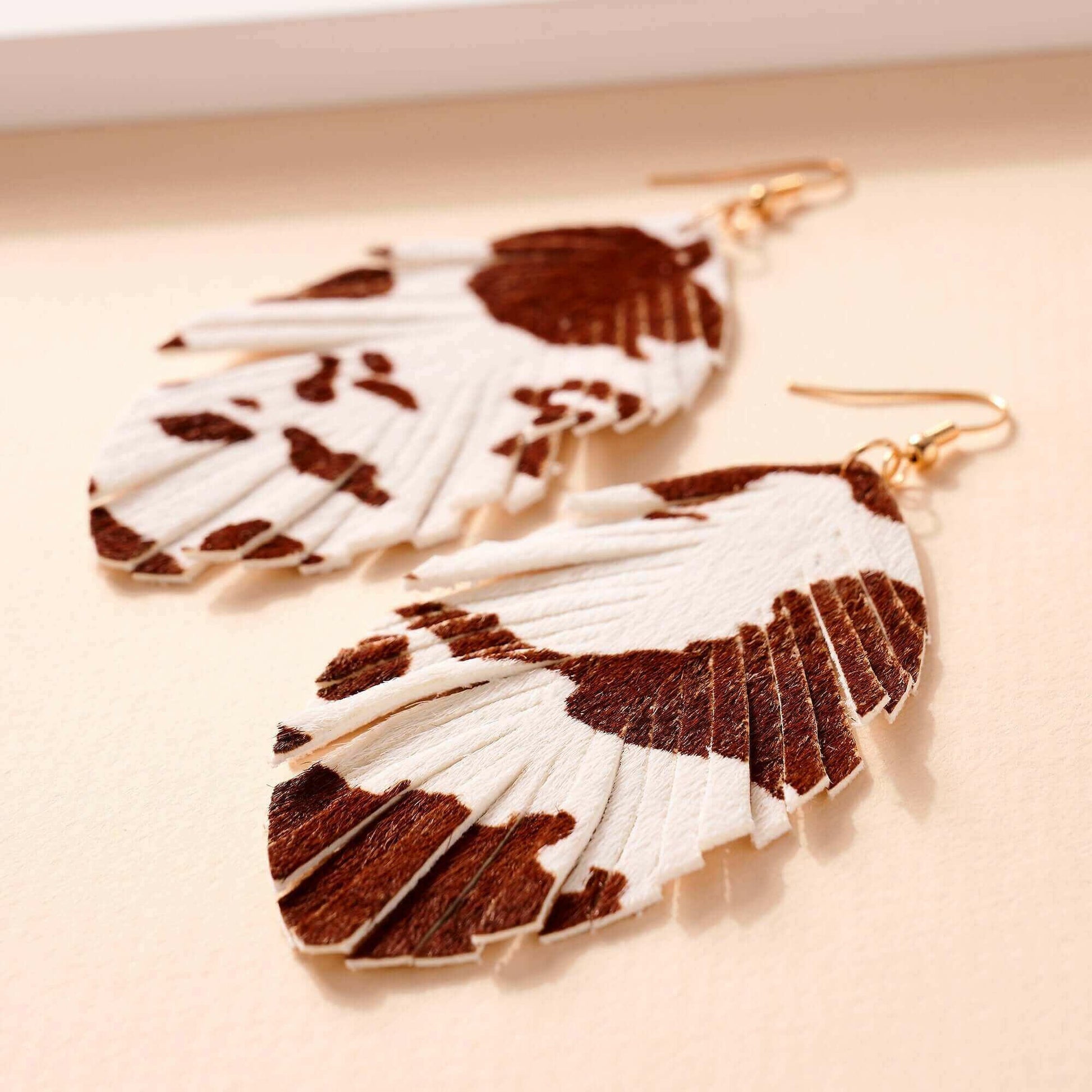 Animal Print Feather Dangling Earrings.