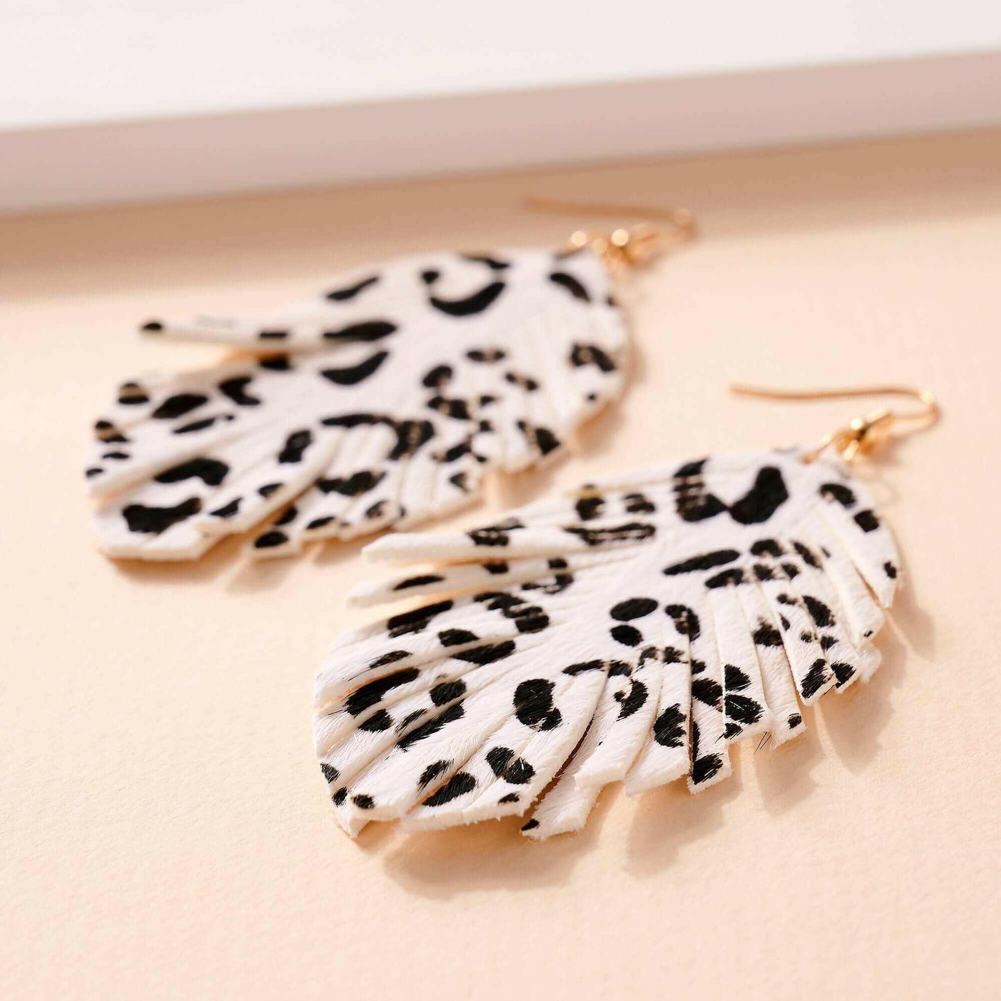 Animal Print Feather Dangling Earrings.