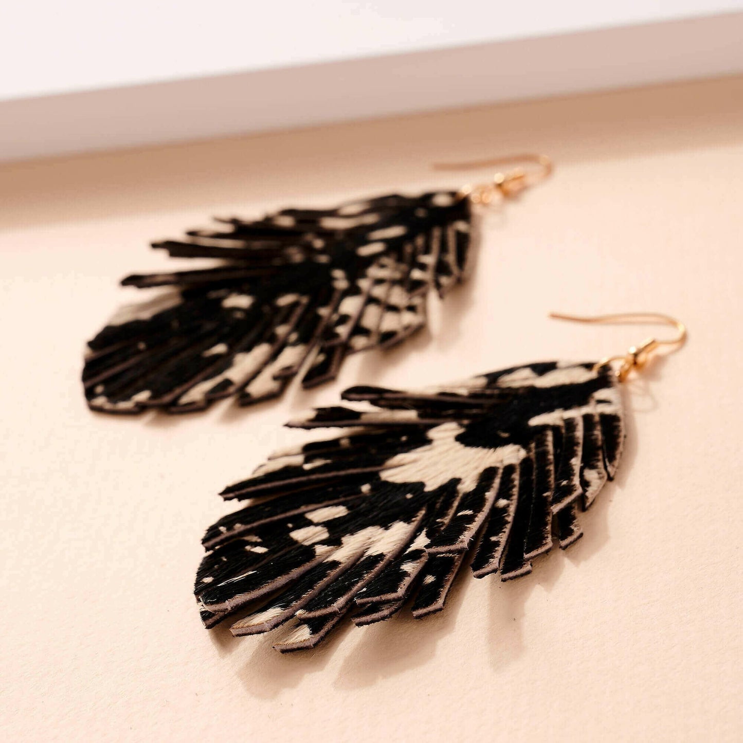 Animal Print Feather Dangling Earrings.